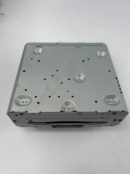 2017 2018 2019 2020 GMC YUKON RADIO AM FM PLAYER UNIT ASSY OEM 84409491