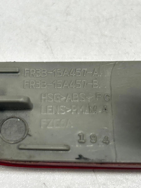 2020 FORD MUSTANG REAR LIGHT REFLECTOR LEFT SIDE ASSY