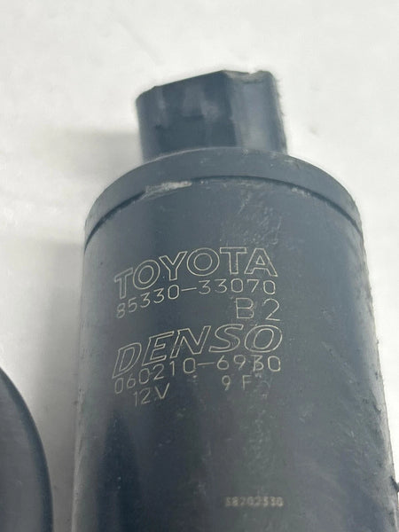 20 25 TOYOTA COROLLA WASHER BOTTLE PUMP ONLY SEDAN US MARKET ASSY OEM 8533033070
