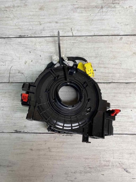 2020 TOYOTA COROLLA CLOCKSPRING OEM 843080R030 PLUGS BROKEN