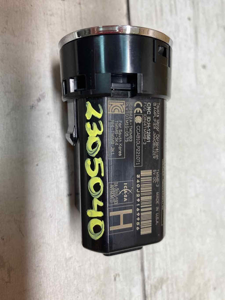 2023 TOYOTA TACOMA IGNITION SWITCH START STOP ENGINE BUTTOM OEM 8961130142