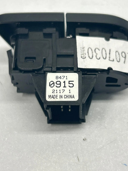 2022 CHEVROLET BLAZER GLOVE BOX & TRACTION CONTROL SWITCH OEM 84710915