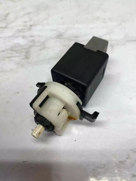 17 18 KIA FORTE PEDAL DE FRENO BOTÓN DEL PEDAL DE FRENO INTERRUPTOR DEL SENSOR OEM 938133S800