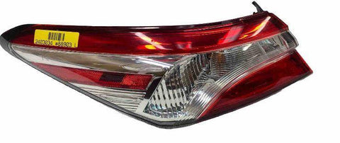 Toyota Camry tail light 18 to 23 left side quarter panel OEM assy 8156006A20