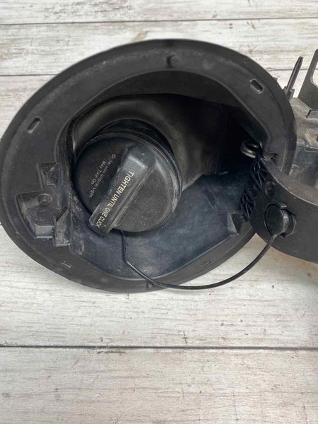 Chevy Sonic fuel tank 12 20 gas cap door lid gray code WA139X/G7Q OEM 95024126