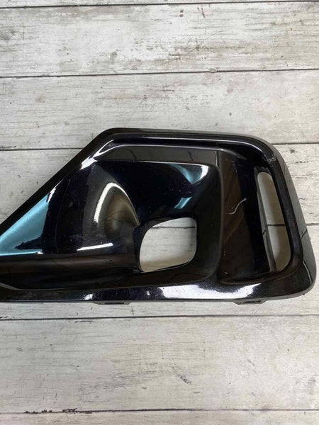 BISEL DE LUZ ANTINIEBLA DEL PARACHOQUES DELANTERO IZQUIERDO DEL HONDA ACCORD 2021 OEM 71107TVAF100