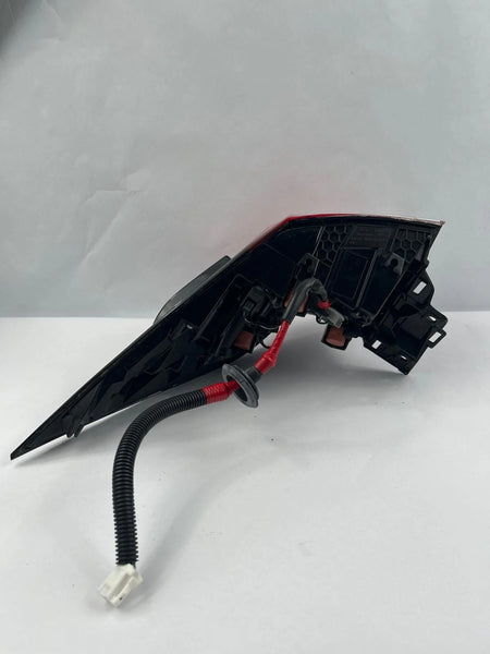 2019 TO 2025 TOYOTA RAV-4 TAIL LIGHT QUARTER PANEL LEFT SIDE ASSY OEM 8156142220