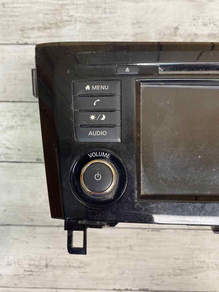 Nissan Rogue Sport radio am fm 2019 2021 radio receiver assy OEM 2591A8FM0C