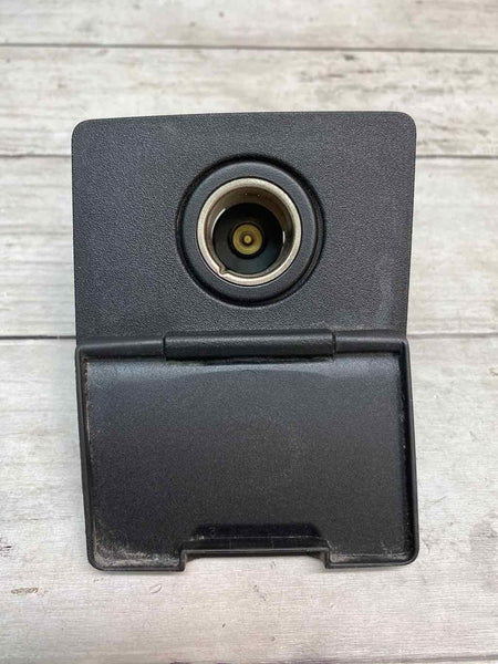 Toma de corriente para Ford F150 2015, puerto de conexión de la consola central delantera OEM FL3T19G310AC