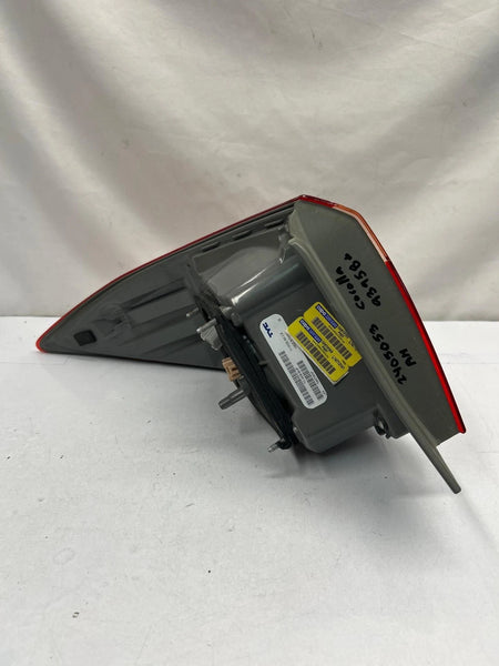 2017 TO 2019 TOYOTA COROLLA TAIL LIGHT RIGHT SIDE QUARTER PANEL SEDAN OEM 8155002B00