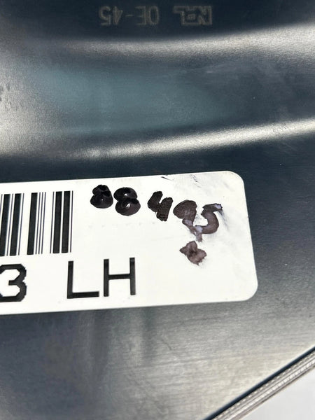 2017 TO 2019 TOYOTA HIGHLANDER TAIL LIGHT LEFT SIDE QUARTER PANEL OEM 815600E160