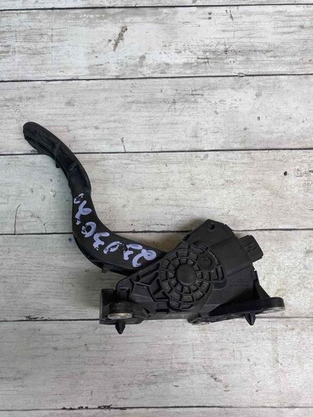 2020 TOYOTA COROLLA SEDAN 1.8L PEDAL ACCELERATOR OEM ASSY 7811002220