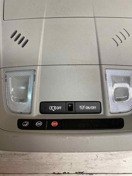 CHEVROLET EQUINOX 2018-2021 - LUZ DE CONDENSACIÓN DE LA CONSOLA CENTRAL DELANTERA DEL TECHO OEM 84240751
