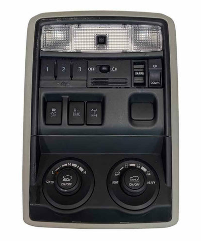 EL ARNÉS DE CABLES DEL MOTOR NISSAN TITAN 5.6L 4X4 240119FT4B TIENE ALGUNAS BUJÍAS ROTAS