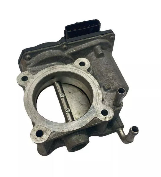 18 19 20 21 LEXUS NX300 CUERPO DEL ACELERADOR CONJUNTO DE VÁLVULA DEL CUERPO DEL ACELERADOR OEM 2203036040