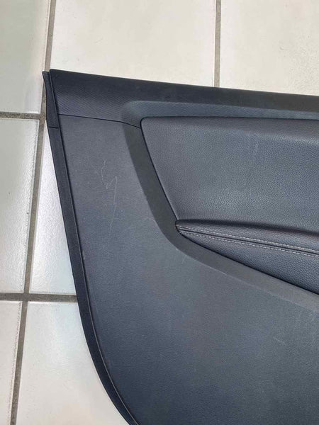 12 17 HYUNDAI VELOSTER PAINEL DE ACABAMENTO DA PORTA DIANTEIRA ESQUERDA OEM COURO PRETO 823072V050RY