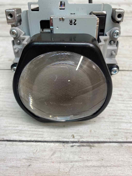 20 22 TOYOTA COROLLA SED RH FRONT RIGHT HEADLAMP BULB BEAM ONLY L901697160044