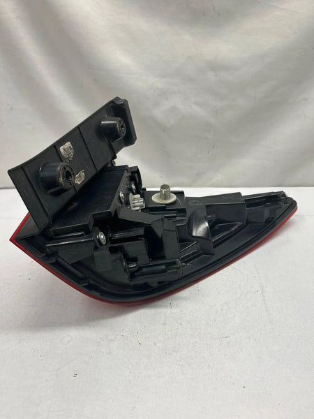 2016 TO 2022 HONDA PILOT TAIL LIGHT LEFT SIDE QUARTER PANEL MOUNTED ASSY
