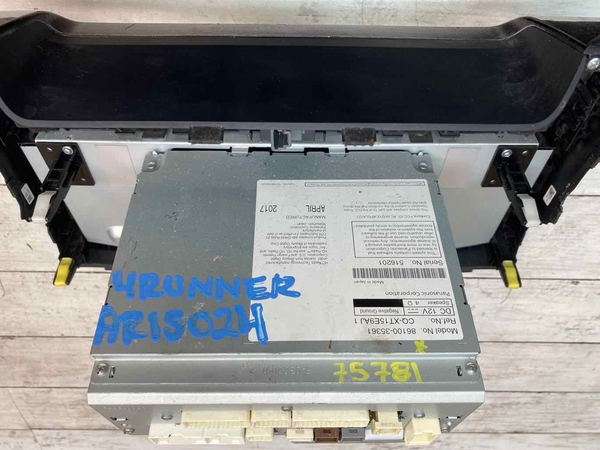 Radio AM/FM 16/18 con pantalla y receptor para Toyota 4Runner OEM 8610035361 510140