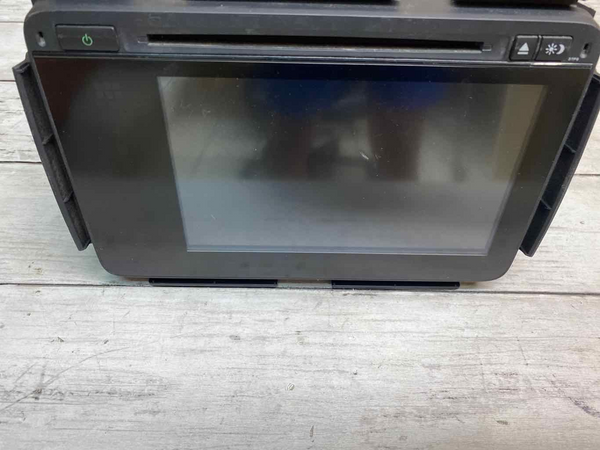 PANTALLA Y RECEPTOR DE RADIO AM FM PARA HONDA HRV 2018 CONJUNTO EXCLUSIVO OEM 39100T7WA31