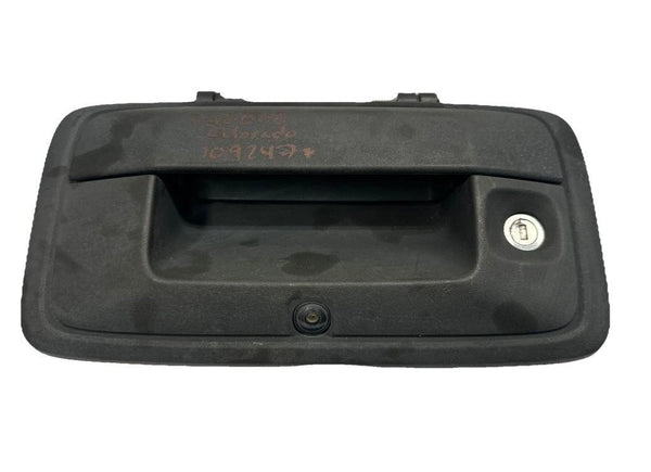 2015 TO 22 CHEVROLET COLORADO REAR VIEW CAMERA TAILGATE ASSY OEM 84143039 WITH HANDLE