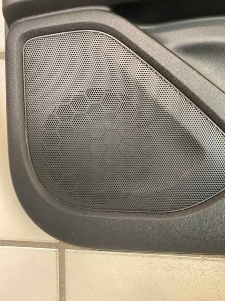 Moldura de panel de puerta GMC Terrain 2018, parte trasera derecha, cuero negro, OEM 84320346