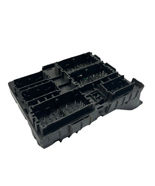 2018 CHEVROLET SILVERADO JUNCTION BOX FUSE RELAY BLOCK ASSY OEM 23195441