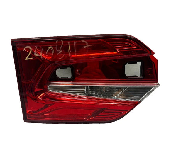 2018 TO 2025 HONDA ODYSSEY TAIL LIGHT LEFT SIDE LIFTGATE MOUNTED ASSY