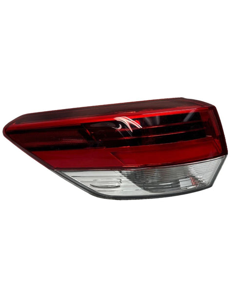 2017 TO 2019 TOYOTA HIGHLANDER TAIL LIGHT LEFT SIDE QUARTER PANEL OEM 815600E160