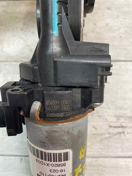 MOTOR DE AJUSTE DEL ASIENTO DELANTERO IZQUIERDO DEL TOYOTA COROLLA 2020 OEM 85820X1D03