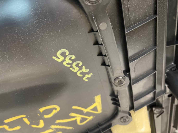 20 TOYOTA 4RUNNER LIMITED PANEL DE MOLDURA DE PUERTA DELANTERA IZQUIERDA CUERO NEGRO 6762035D41C0