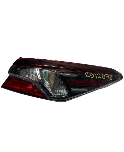 2018 TO 2024 TOYOTA CAMRY TAIL LIGHT RIGHT SIDE QUARTER PANEL INCANDESCENT 8155006720