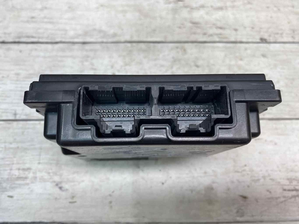 2018 2021 CHEVY TRAVERSE THEFT LOCKING CONTROL MODULE UNIT OEM 13518838