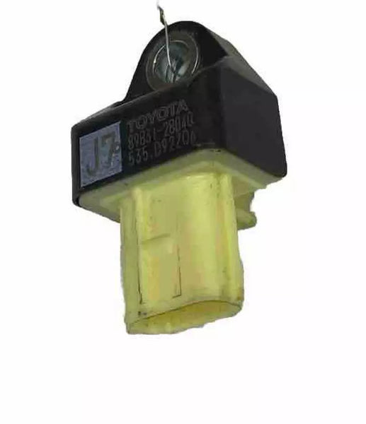 Sensor de impacto Toyota Rav4 de 2019 a 2022 traseiro direito ou esquerdo OEM 8983128040
