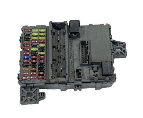RELÉ DE LA CAJA DE FUSIBLES DEL BLOQUE DE CONEXIONES DEL HONDA CIVIC 2016 OEM TBDA27C