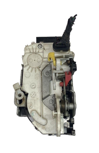 Actuador de pestillo de puerta de la cerradura de la puerta del ariete 2009-2021, lado delantero derecho OEM 04589422AH