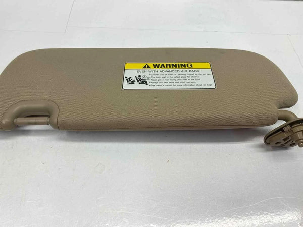 2013 TO 2019 HYUNDAI SANTA FE SUN VISOR RIGHT SIDE ROOF ILLUMINATED OEM 852204Z100OM