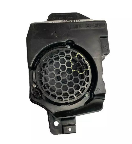 20 21 22 23 24 MAZDA CX-30 SPEAKER FRONT RIGHT DOOR SUBWOOFER BASS BOX OEM BDTT6696X