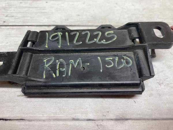 2015 DODGE RAM PICKUP 1500 SERIES KEYLESS ANTENNA CONTROL MODULE OEM 68144668AB