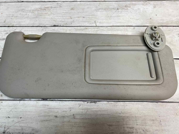 14 16 TOYOTA COROLLA RH PASSANGER PALA DE SOL CINZA OEM 7431002G40A0