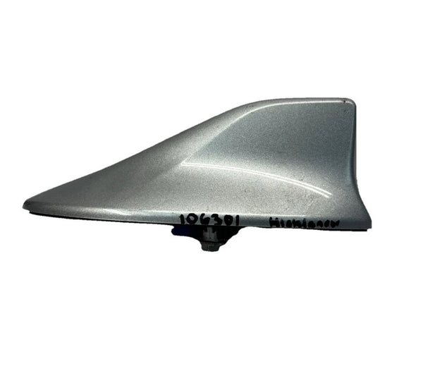2014 TO 2019 TOYOTA HIGHLANDER RADIO ANTENNA FM ROOF SHARK FIN 1J9 SILVER SHARK