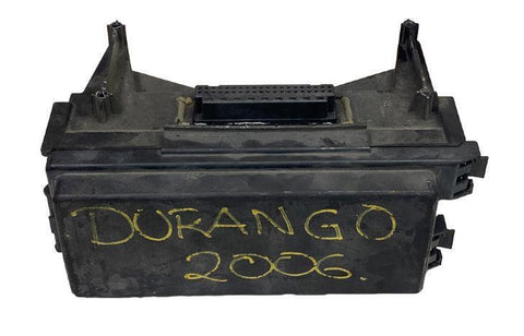 Caja de relé de fusibles del motor de la camioneta Dodge Ram 1500 de 2004 a 2006, 4.7L, OEM 04692112AD