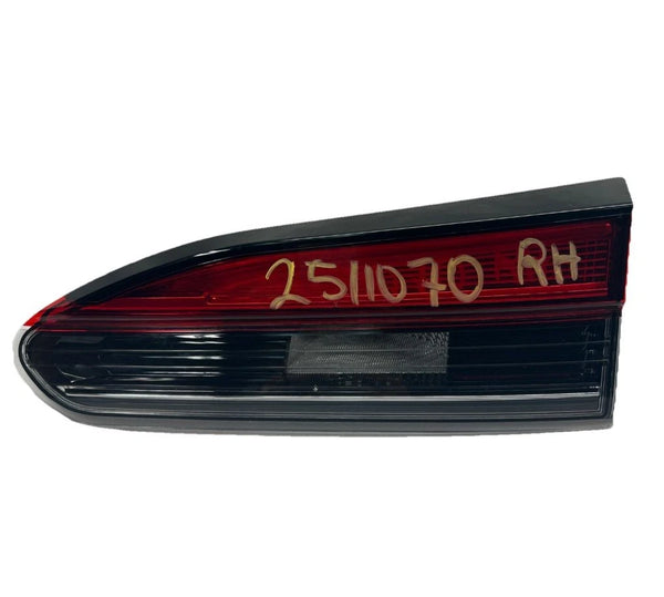 2022 2023 2024 2025 TOYOTA COROLLA TAIL LIGHT LED LIFTGATE MOUNTED RIGHT SIDE