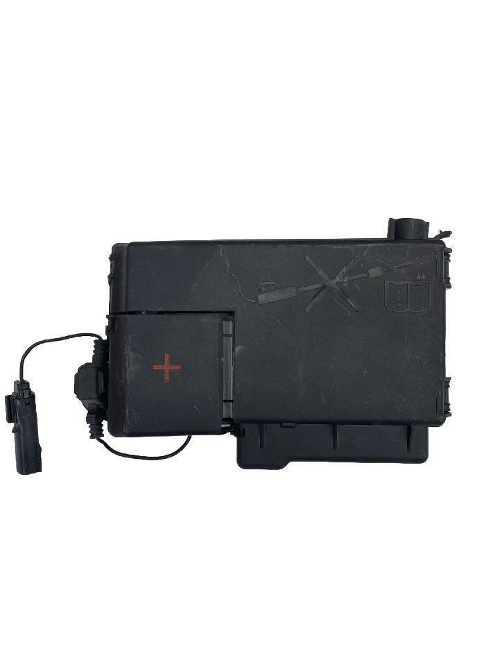 2018 CHEVY EQUINOX BATTERY DISTRIBUTION JUNCTION BLOCK BOX OEM 84237808