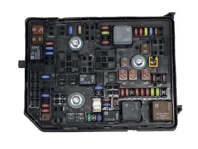 Caja de fusibles del motor Chevy Equinox 18/21, 1.5L, caja de fusibles y relés, OEM 84582317