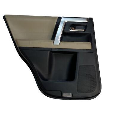 14 15 16 17 18 19 20 TOYOTA 4RUNNER MOLDURA DEL PANEL DE LA PUERTA TRASERA IZQUIERDA CUERO BEIGE OEM 6764035C41C0 