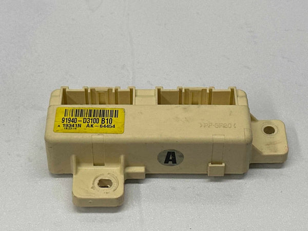 2020 HYUNDAI TUCSON JUNCTION BOX IGNITION MODULE JUNCTION BLOCK OEM 91940D3100