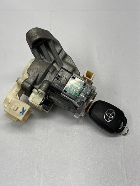 2013 TO 2018 TOYOTA RAV-4 IGNITION SWITCH CONVENTIONAL VIN F 8445012320 WITH KEY