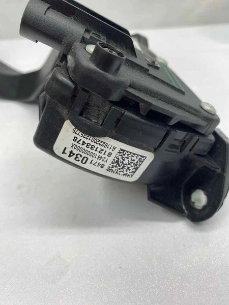 2020 GMC YUKON ACCELERATOR PEDAL PEDAL ACCELERATOR ASSEMBLY 5.3L OEM 84710341