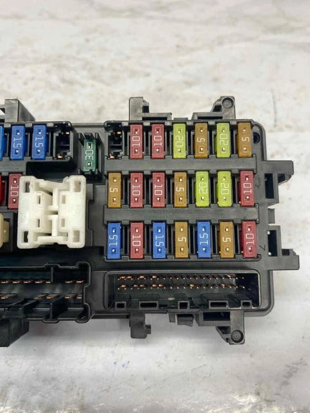 2014 INFINITI Q50 JUNCTION BOX CABIN FUSE RELAY BLOCK ASSEMBLY OEM 252307990A